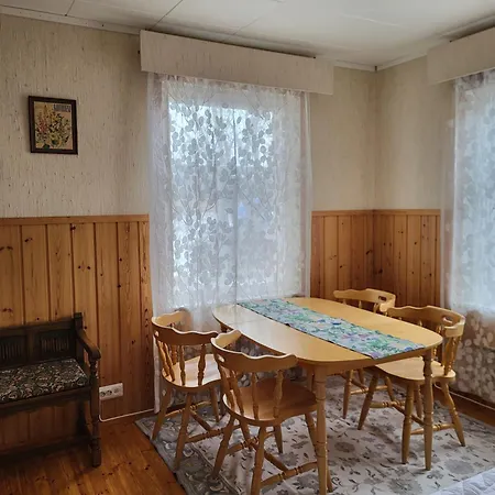 Agda's Garden Apartment